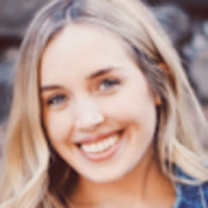 Meet your Posher, Alexandra